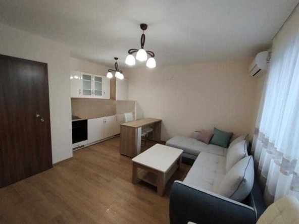 Дава се под наем Двустаен апартамент в София, Надежда 2 - 65 кв.м за 703.8 € - Снимка #1