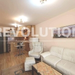 Дава се под наем Двустаен апартамент в Варна, Център - 60 кв.м за 548.25 € - Снимка #1