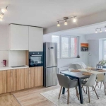 Дава се под наем Тристаен апартамент в София, Витоша - 100 кв.м за 376.89 € - Снимка #1