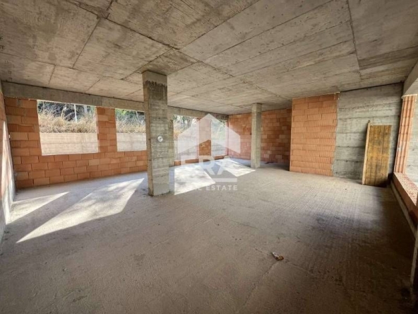 Магазин в Варна, Кайсиева градина - 108 кв.м за 1034 €/кв.м - Снимка #1