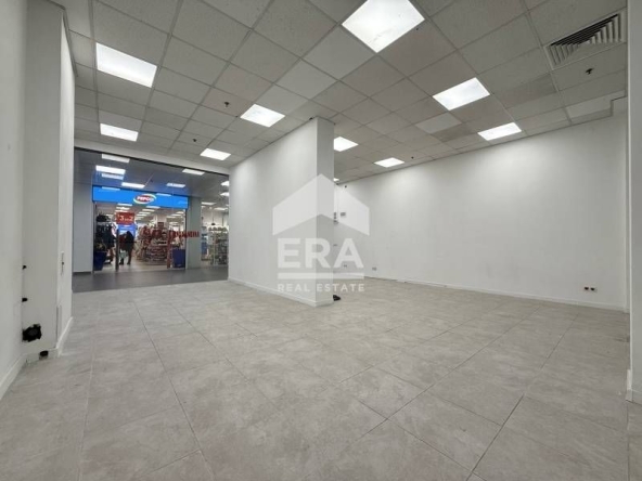 Дава се под наем Магазин в София, Център - 67 кв.м за 1336.2 € - Снимка #1