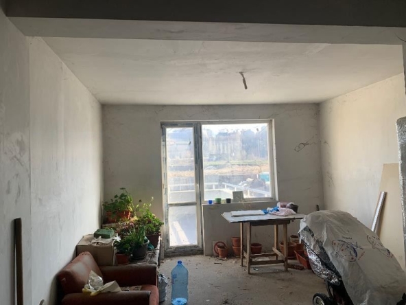 Тристаен апартамент в София, Сухата река - 121 кв.м за 729 €/кв.м - Снимка #1