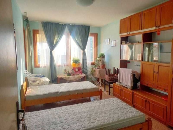 Къща в Свети Влас - 260 кв.м за 406 €/кв.м - Снимка #1