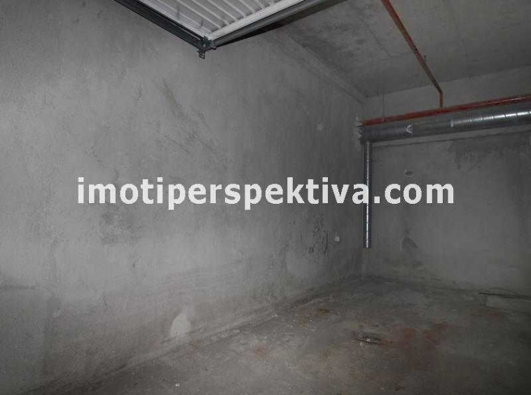 Гараж / Паркомясто в Пловдив, Христо Смирненски - 17 кв.м за 870 €/кв.м - Снимка #1