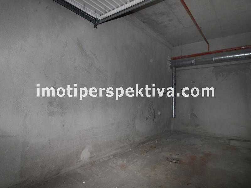 Гараж / Паркомясто в Пловдив, Христо Смирненски - 17 кв.м за 870 €/кв.м - Снимка #1