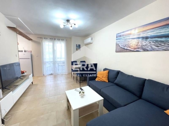 Дава се под наем Тристаен апартамент в Варна, ВИНС - 100 кв.м за 1196.97 € - Снимка #1