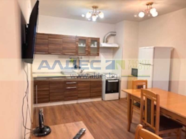 Дава се под наем Четиристаен апартамент в София, Стрелбище - 130 кв.м за 997.05 € - Снимка #1