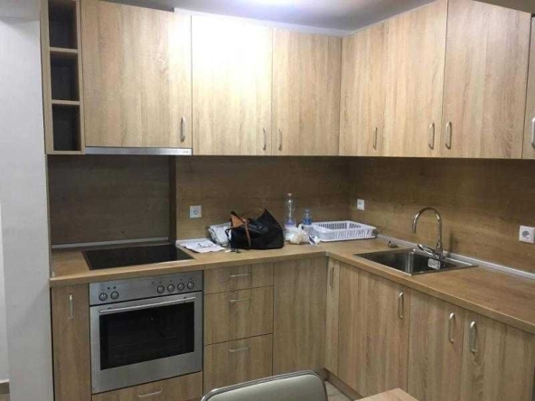 Дава се под наем Двустаен апартамент в Бургас, Славейков - 54 кв.м за 408 € - Снимка #1