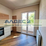 Дава се под наем Тристаен апартамент в София, Център - 100 кв.м за 1000 € - Снимка #1