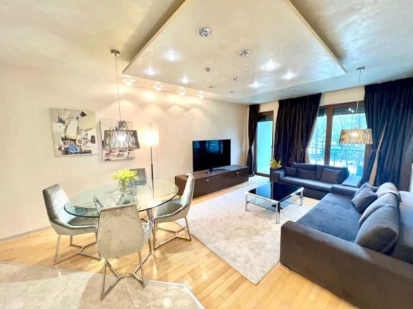 Дава се под наем Тристаен апартамент в София, Витоша - 135 кв.м за 1096.5 € - Снимка #1