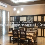 Тристаен апартамент в Шумен, Център - 120 кв.м за 456 €/кв.м - Снимка #1