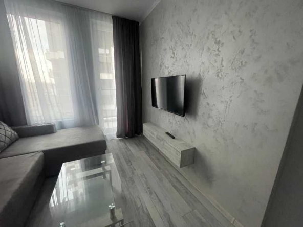 Дава се под наем Двустаен апартамент в София, Банишора - 55 кв.м за 698.19 € - Снимка #1