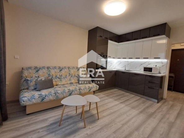 Дава се под наем Едностаен апартамент в Варна, Изгрев - 36 кв.м за 359.04 € - Снимка #1