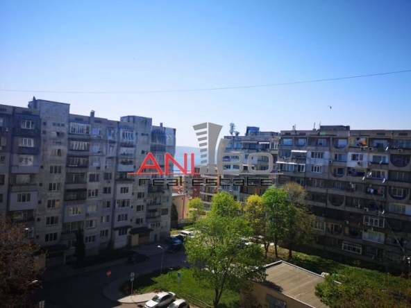 Четиристаен апартамент в Варна, Център - 82 кв.м за 952 €/кв.м - Снимка #1