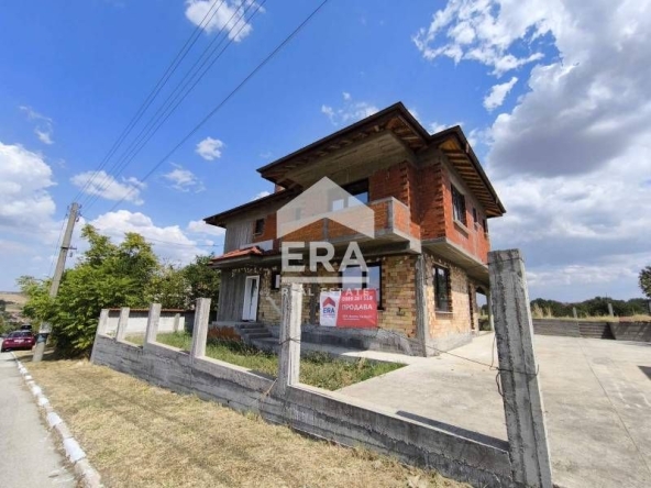 Къща в с. Татарево, Област Хасково - 290 кв.м за 271 €/кв.м - Снимка #1
