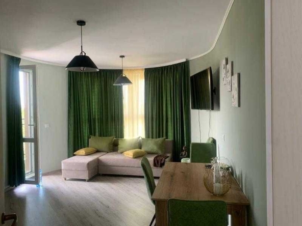 Дава се под наем Тристаен апартамент в Бургас, Зорница - 92 кв.м за 498.27 € - Снимка #1