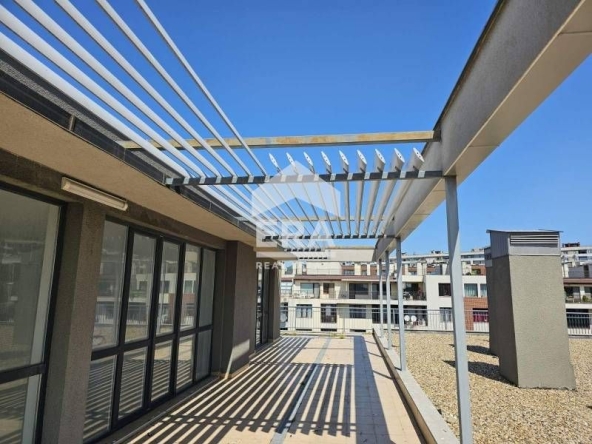 Четиристаен апартамент в Варна, Левски - 350 кв.м за 583 €/кв.м - Снимка #1