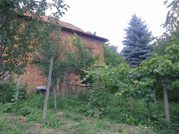 Къща в с. Горна Бешовица, Област Враца - 70 кв.м за 128 €/кв.м - Снимка #1
