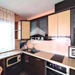 Дава се под наем Тристаен апартамент в Варна, Лятно кино Тракия - 70 кв.м за 498.27 € - Снимка #1