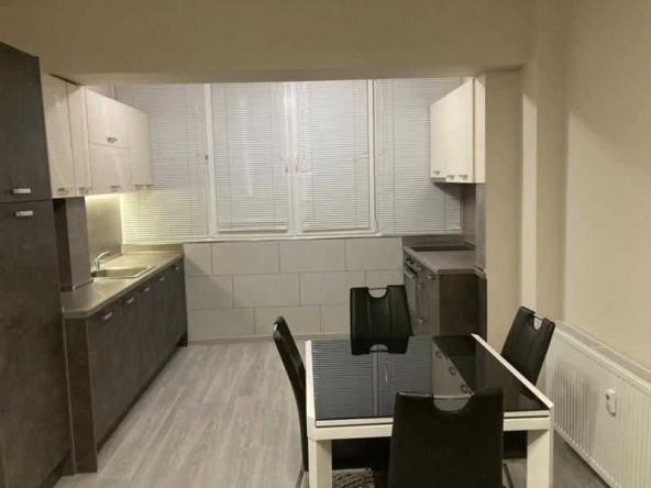 Дава се под наем Двустаен апартамент в София, Младост 2 - 66 кв.м за 443.7 € - Снимка #1