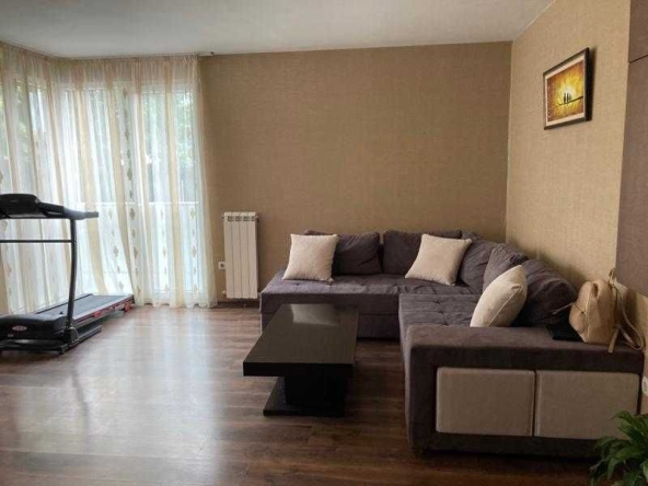 Дава се под наем Тристаен апартамент в София, Студентски град - 95 кв.м за 483.48 € - Снимка #1