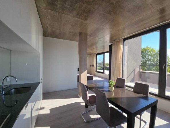 Дава се под наем Двустаен апартамент в София, Горубляне - 77 кв.м за 867 € - Снимка #1