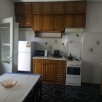 Дава се под наем Тристаен апартамент в Бургас, Център - 100 кв.м за 448.8 € - Снимка #1