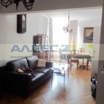 Дава се под наем Тристаен апартамент в София, Център - 100 кв.м за 987.36 € - Снимка #1