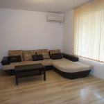 Дава се под наем Тристаен апартамент в Бургас, Лазур - 88 кв.м за 598.23 € - Снимка #1