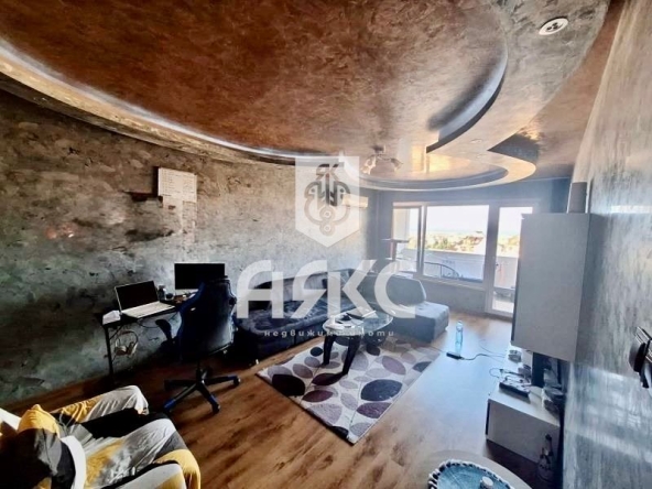 Двустаен апартамент в София, Редута - 70 кв.м за 1458 €/кв.м - Снимка #1