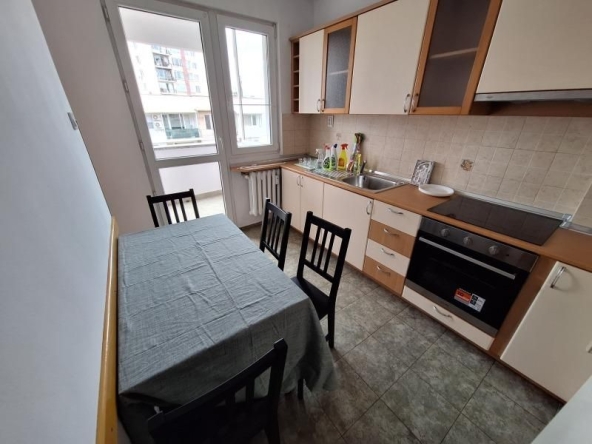 Дава се под наем Тристаен апартамент в София, Гео Милев - 120 кв.м за 746.64 € - Снимка #1