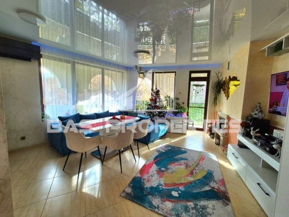 Тристаен апартамент в София, Симеоново - 115 кв.м за 1521 €/кв.м - Снимка #1
