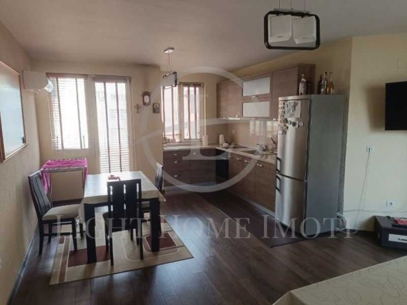 Тристаен апартамент в Пловдив, Кършияка - 101 кв.м за 1460 €/кв.м - Снимка #1