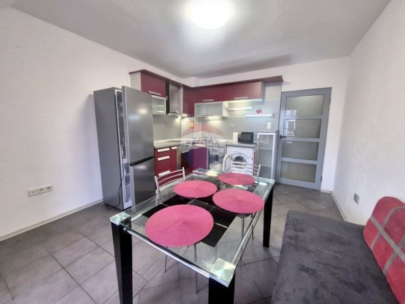 Двустаен апартамент в Варна, Лятно кино Тракия - 49 кв.м за 1562 €/кв.м - Снимка #1