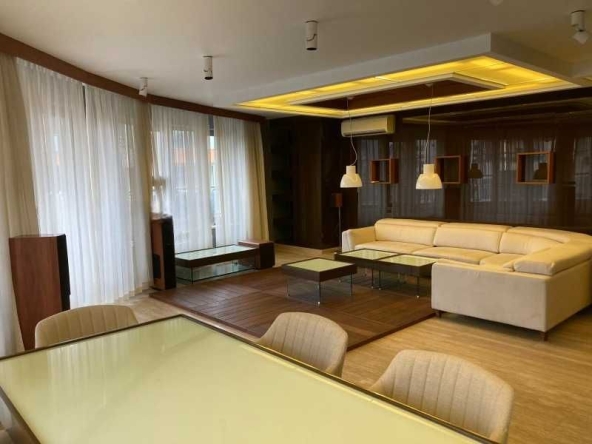 Дава се под наем Тристаен апартамент в София, Манастирски ливади - 202 кв.м за 1595.79 € - Снимка #1