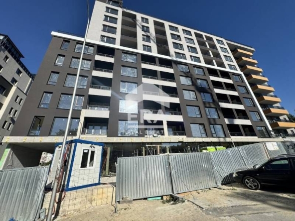 Тристаен апартамент в Варна, Възраждане 1 - 95 кв.м за 966 €/кв.м - Снимка #1