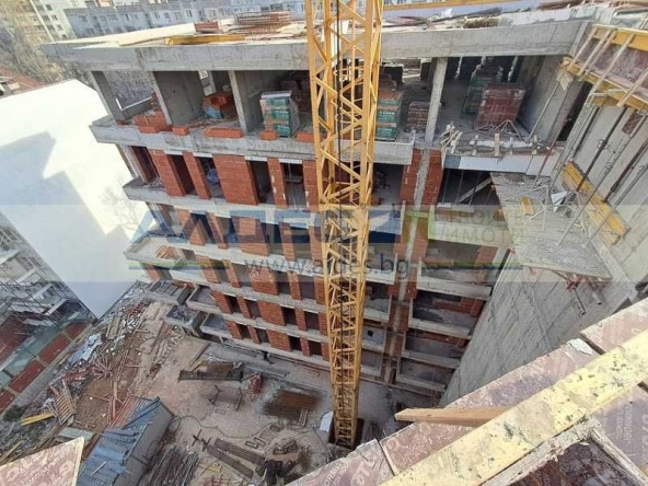 Тристаен апартамент в София, Зона Б-19 - 98 кв.м за 1024 €/кв.м - Снимка #1