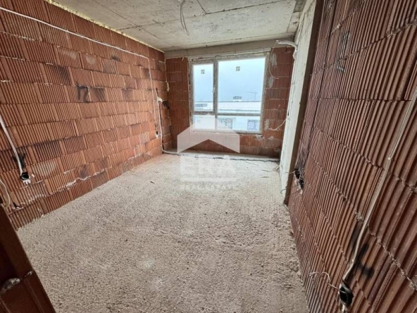Тристаен апартамент в Варна, Възраждане 1 - 97 кв.м за 815 €/кв.м - Снимка #1