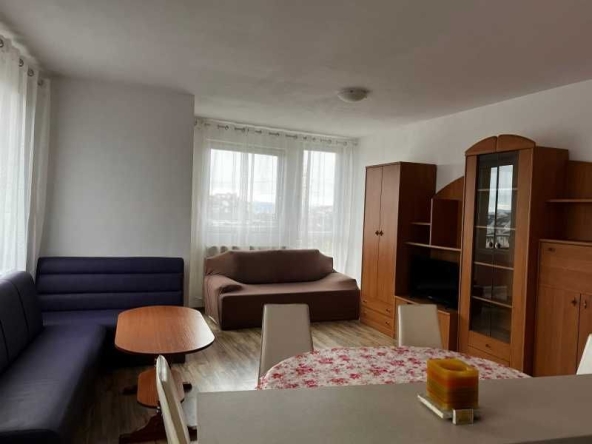 Дава се под наем Двустаен апартамент в София, Павлово - 68 кв.м за 598.23 € - Снимка #1