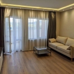 Дава се под наем Тристаен апартамент в София, Младост 4 - 80 кв.м за 997.05 € - Снимка #1