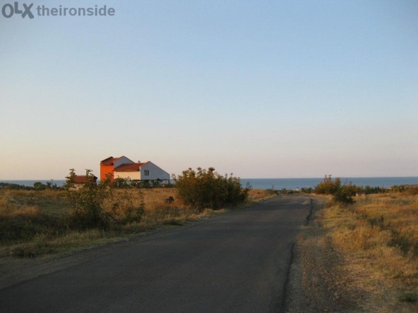 Земеделски имот в Царево -  кв.м за 27000 €/дка - Снимка #1