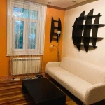 Дава се под наем Етаж от къща в София, Горна баня - 90 кв.м за 548.25 € - Снимка #1