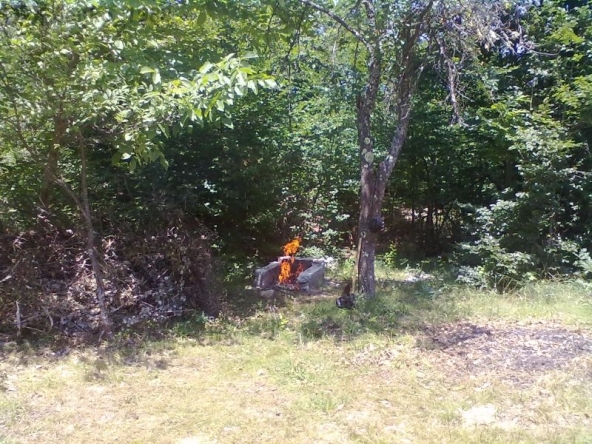 Земеделски имот в Априлци -  кв.м за 4942 €/дка - Снимка #1