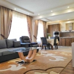 Дава се под наем Мезонет в Бургас, Център - 160 кв.м за 1020 € - Снимка #1