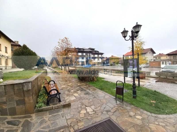 Магазин в Банско - 381 кв.м за 603 €/кв.м - Снимка #1