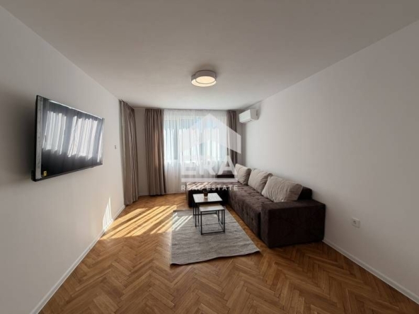 Четиристаен апартамент в Варна, Зимно кино Тракия - 88 кв.м за 1652 €/кв.м - Снимка #1