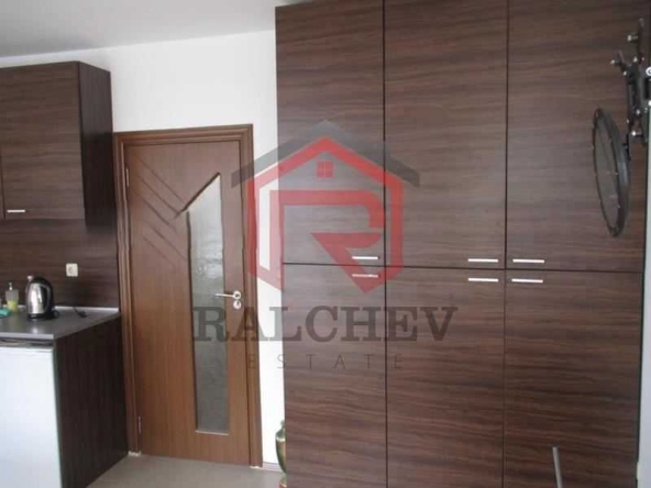 Дава се под наем Двустаен апартамент в Варна, Операта - 64 кв.м за 398.82 € - Снимка #1