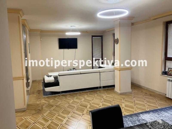 Многостаен апартамент в Пловдив, Център - 198 кв.м за 680 €/кв.м - Снимка #1