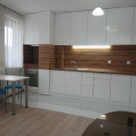 Дава се под наем Двустаен апартамент в София, Оборище - 96 кв.м за 974.1 € - Снимка #1
