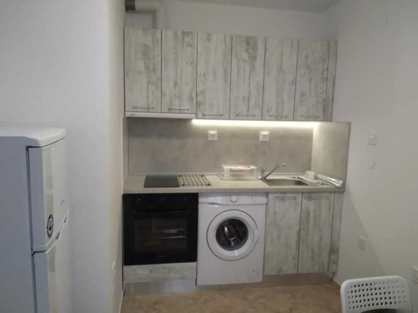 Дава се под наем Едностаен апартамент в Пловдив, Мараша - 43 кв.м за 239.19 € - Снимка #1